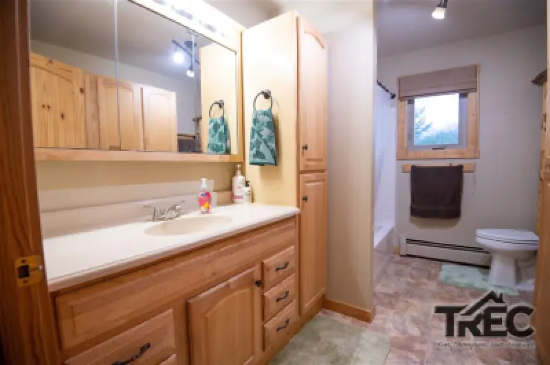 1040 Road 1 Powell #21