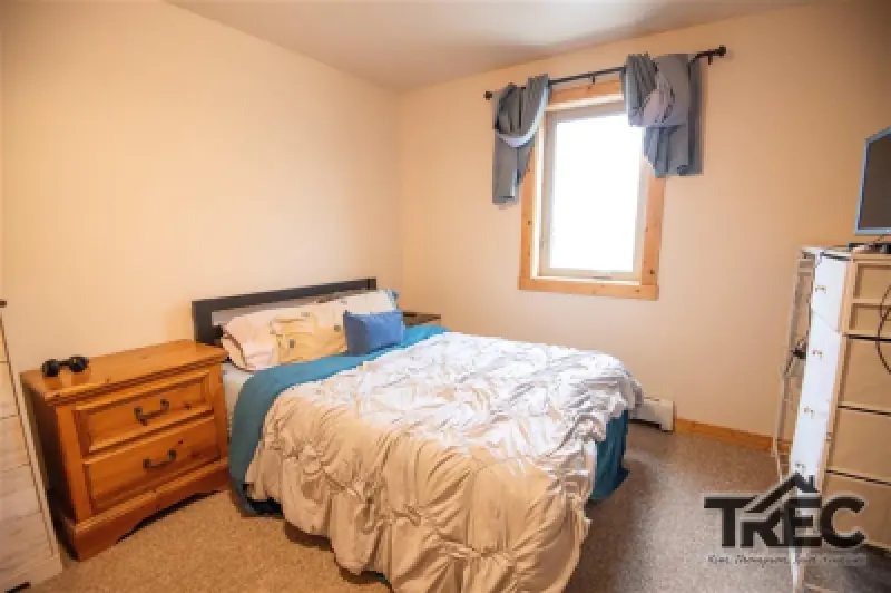 1040 Road 1 Powell #33