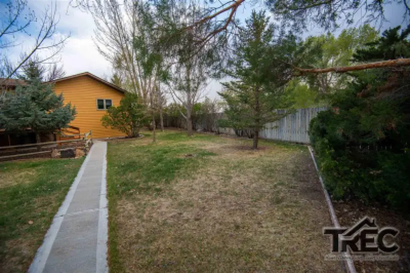 1040 Road 1 Powell #8