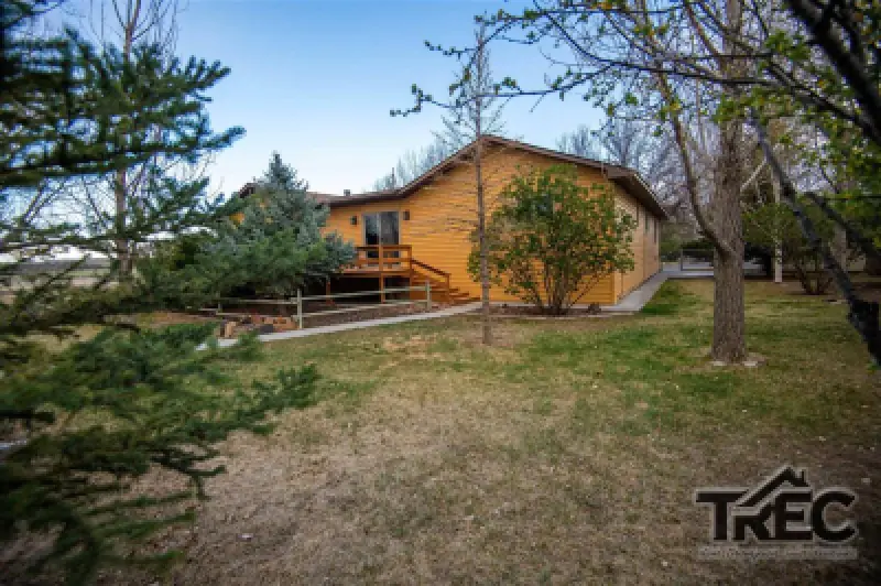 1040 Road 1 Powell #9