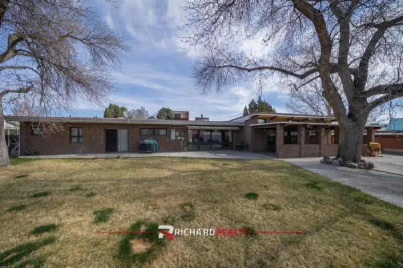 1304 Circle Road Worland #29