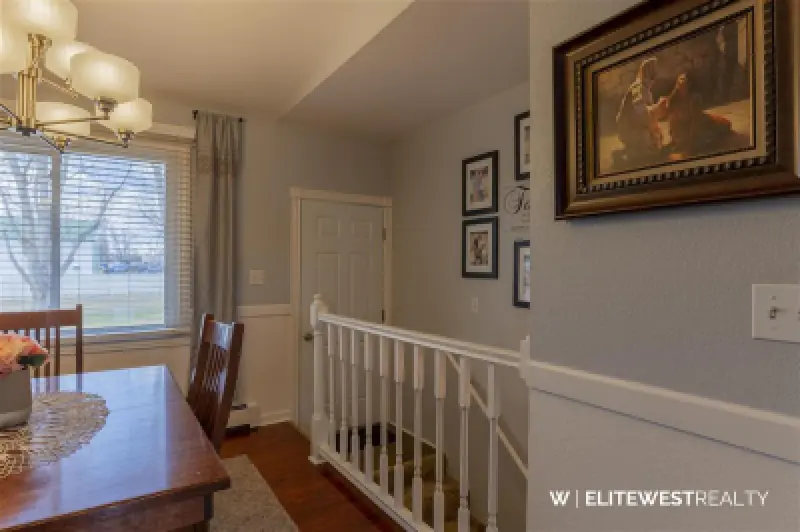 496 Birch St Frannie #22
