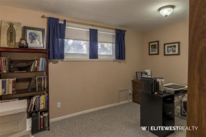 496 Birch St Frannie #29
