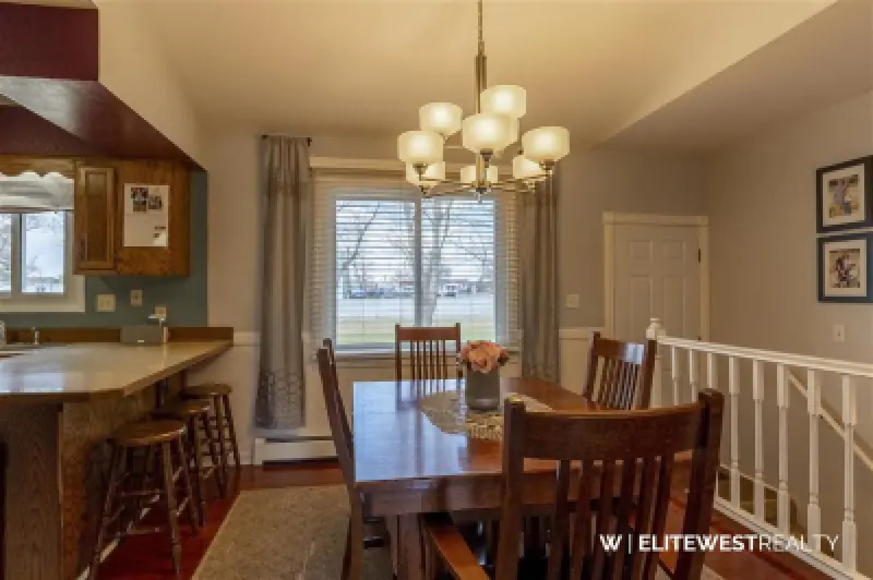 496 Birch St Frannie #4
