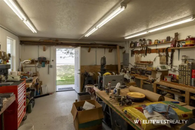 496 Birch St Frannie #41