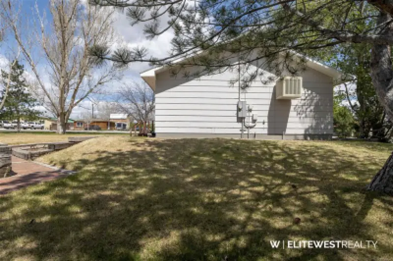 496 Birch St Frannie #56