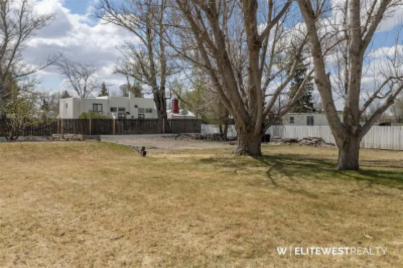 496 Birch St Frannie #61
