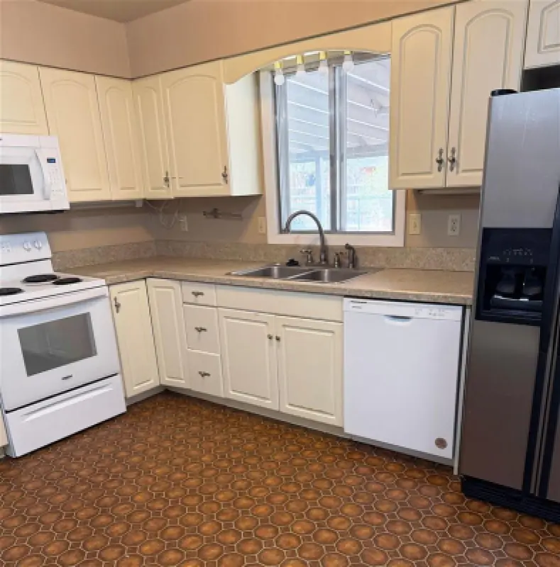 1025 Aspen Dr Cody #7