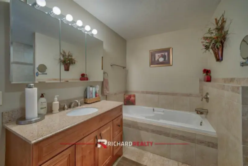 2202 Southfork St Cody #24