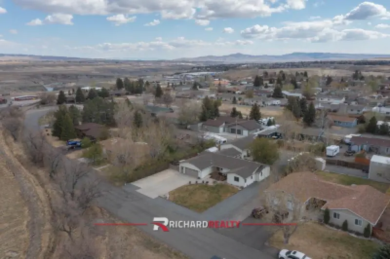 2202 Southfork St Cody #66