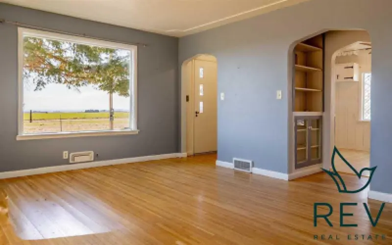 2096 Lane 10 Powell #13