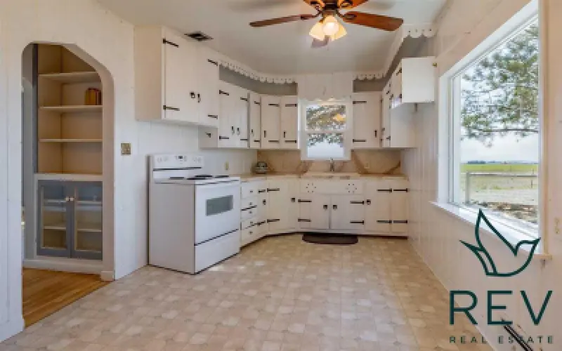 2096 Lane 10 Powell #15