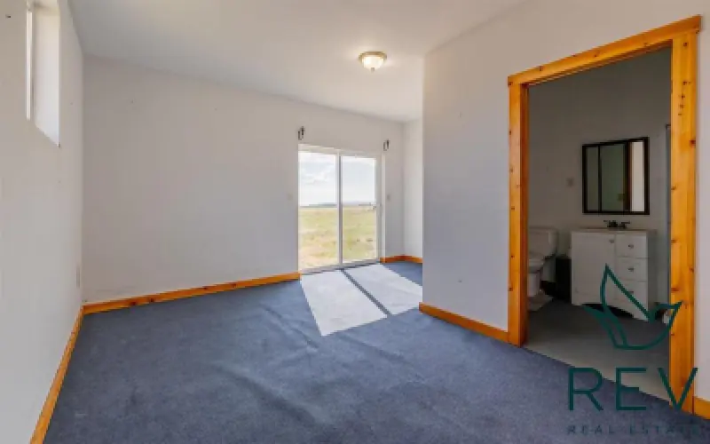 2096 Lane 10 Powell #33