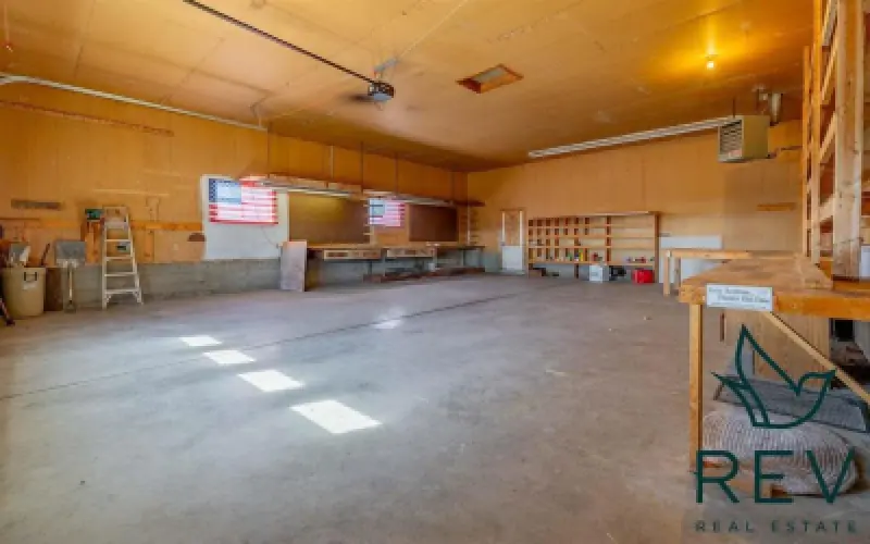 2096 Lane 10 Powell #38