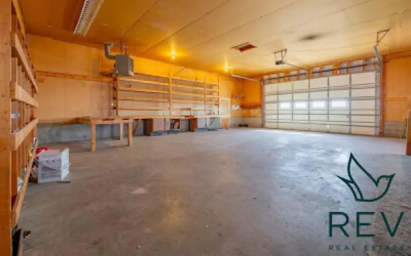 2096 Lane 10 Powell #40