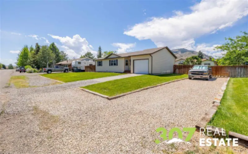 2223 Greever St Cody #28