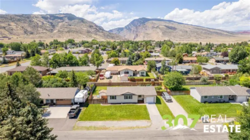 2223 Greever St Cody #31