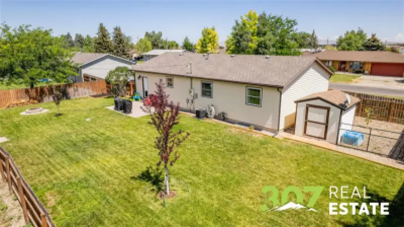 2223 Greever St Cody #35