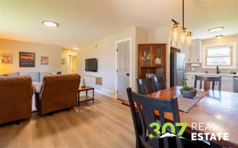 2223 Greever St Cody #6
