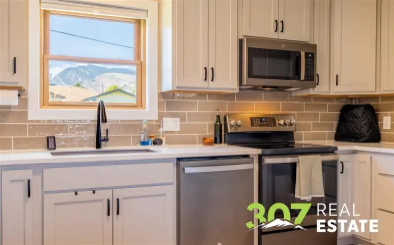 2223 Greever St Cody #9