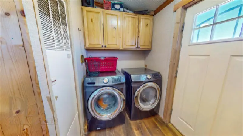24 Lane 3 Deaver #20
