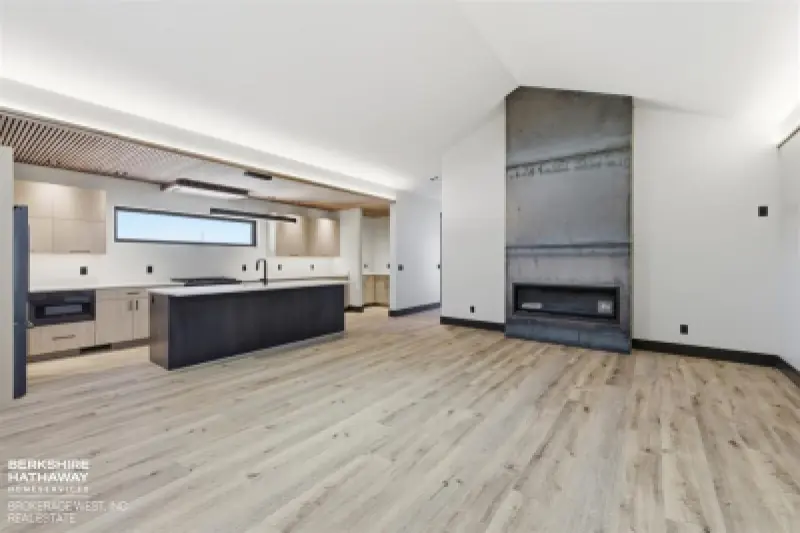 2301 Songbird Ct Cody #6