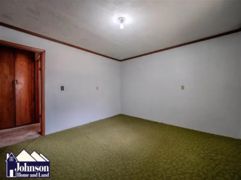 317 Cedar Ave Burlington #17