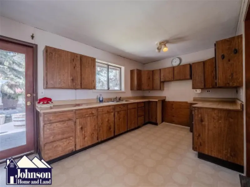 317 Cedar Ave Burlington #35