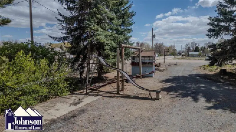 317 Cedar Ave Burlington #42