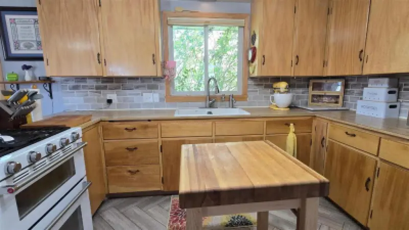 505 Avenue K Powell #11