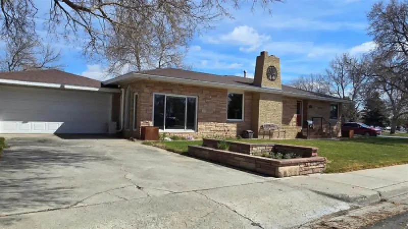 505 Avenue K Powell #2