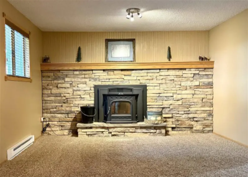 221 44th St N Cody #10