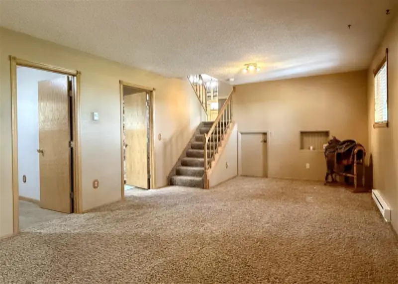 221 44th St N Cody #13