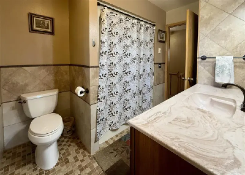 221 44th St N Cody #16