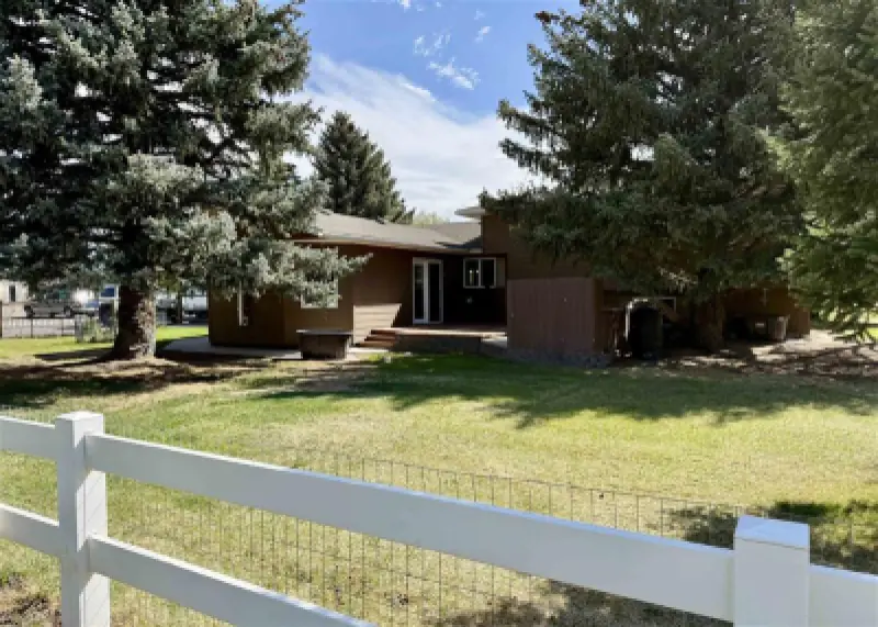 221 44th St N Cody #21