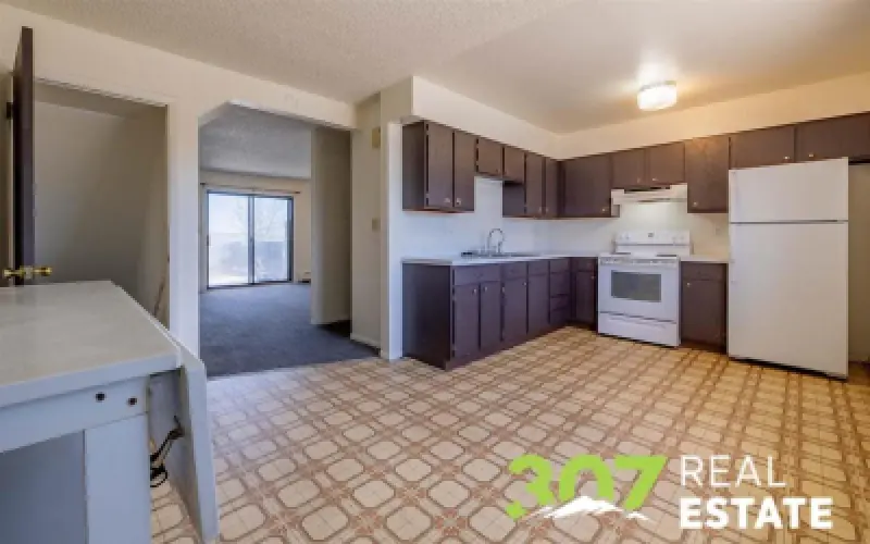 1649 Park Dr Cody #2