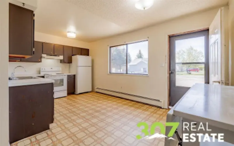 1649 Park Dr Cody #5