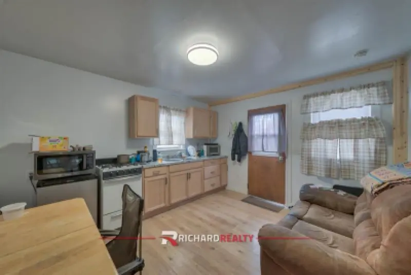 747 Jefferson St Powell #24