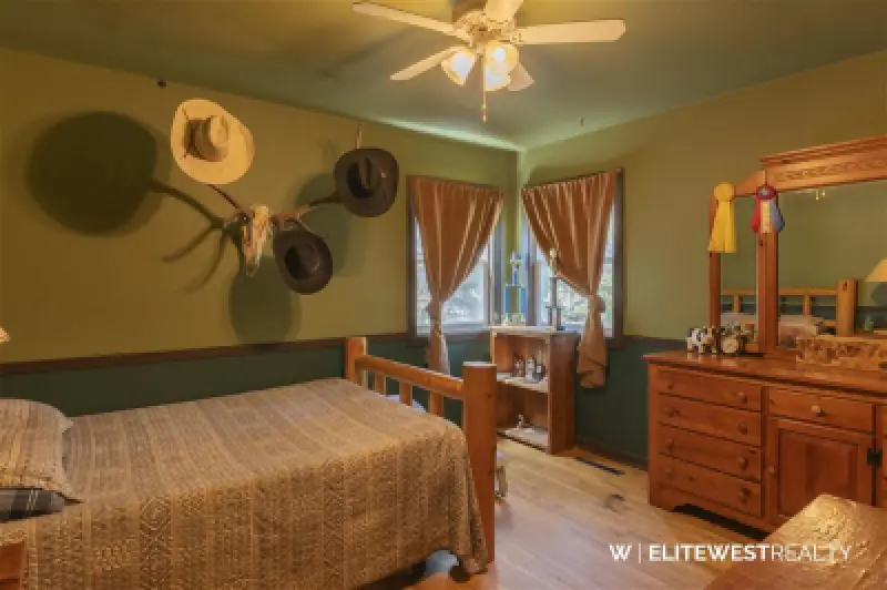 1083 Road 22 Powell #22