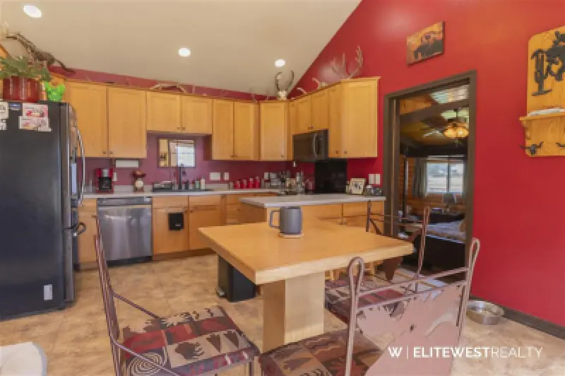 1083 Road 22 Powell #7