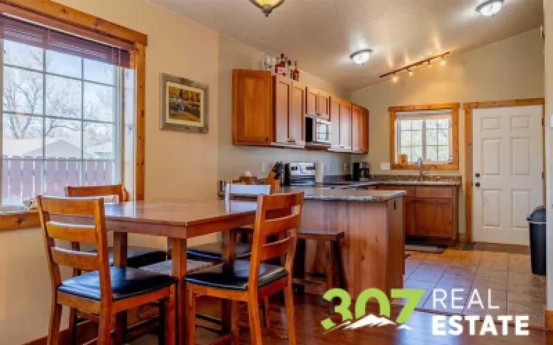 1643 Stella Ct Cody #6
