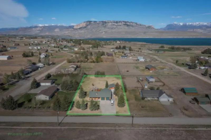 29 Mountain Dr Cody #4