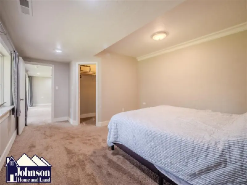852 Garfield Ave Lovell #27