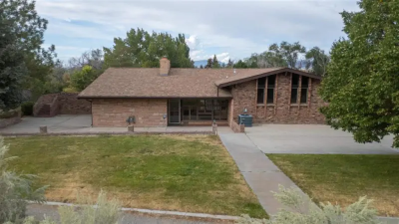 852 Garfield Ave Lovell #40