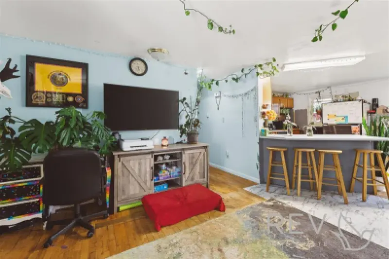 2525 Ina Ave Cody #10