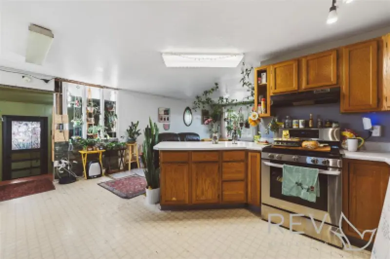 2525 Ina Ave Cody #12