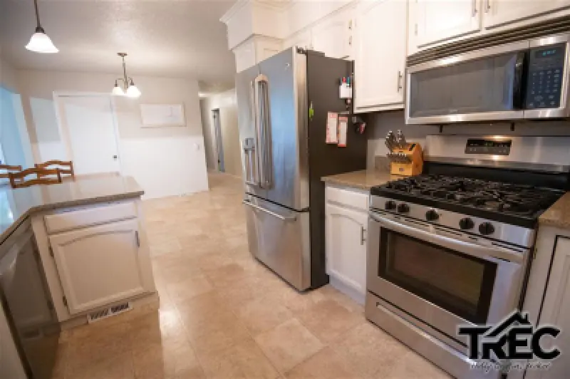 295 Division St Cowley #8