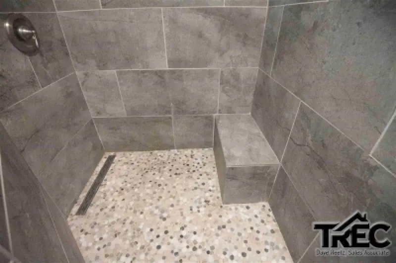 519 Avenue E Powell #19