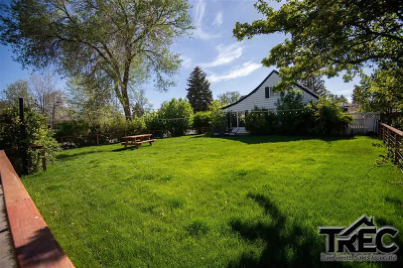 519 Avenue E Powell #29