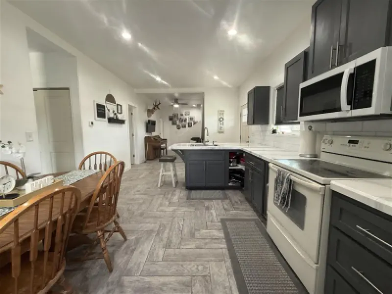 280 Main St Cowley #10